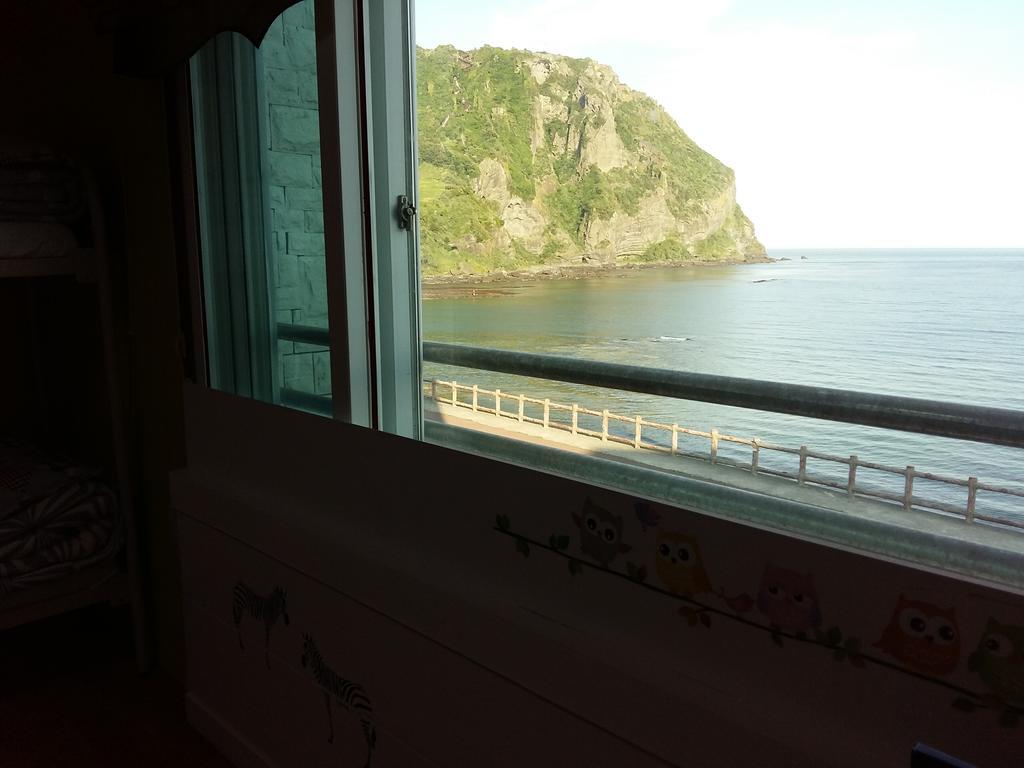 Nice View Guesthouse Seogwipo Zewnętrze zdjęcie